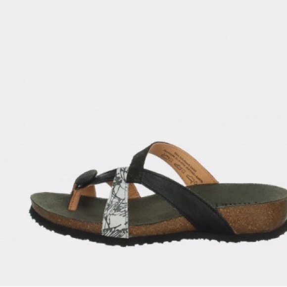 NWOT Think! Julia sandals - Picture 3 of 12